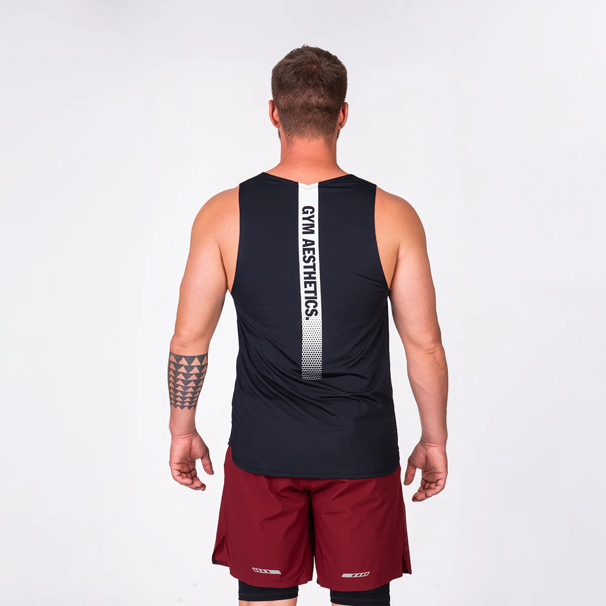 Essential Gym Tank Tops for Men - Image 16