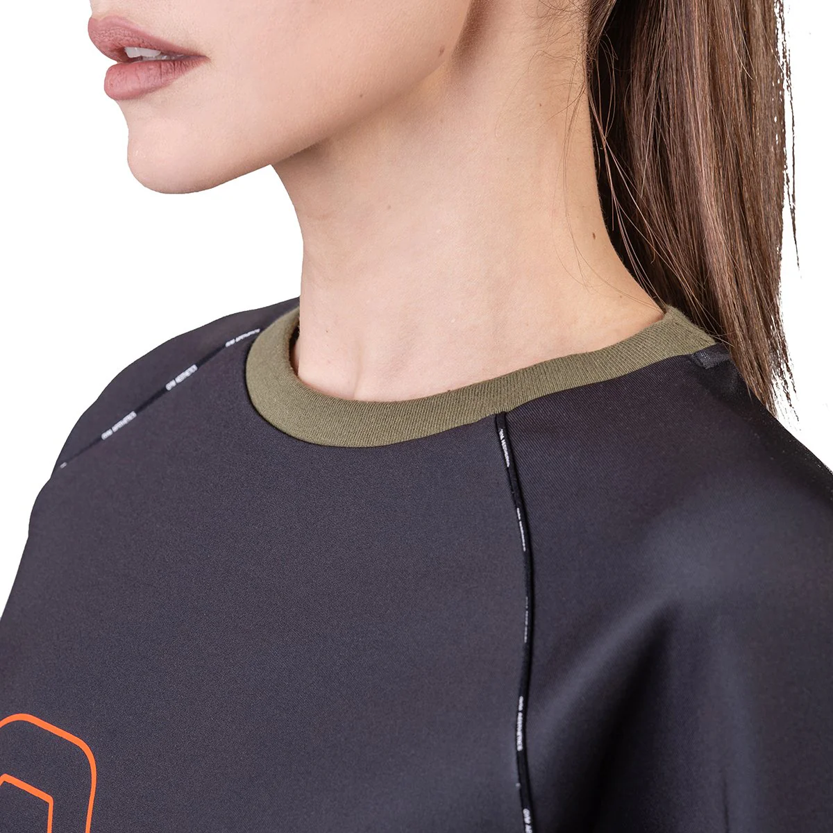 Athleisure Cropped Sweatshirt for Women - Image 7