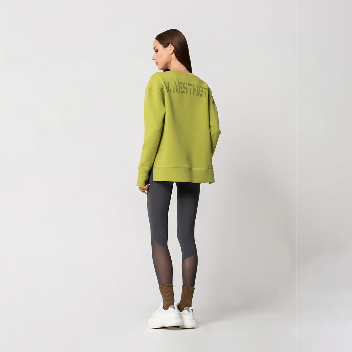 Elongated Everyday Wears Sweatshirt for Women - Image 17