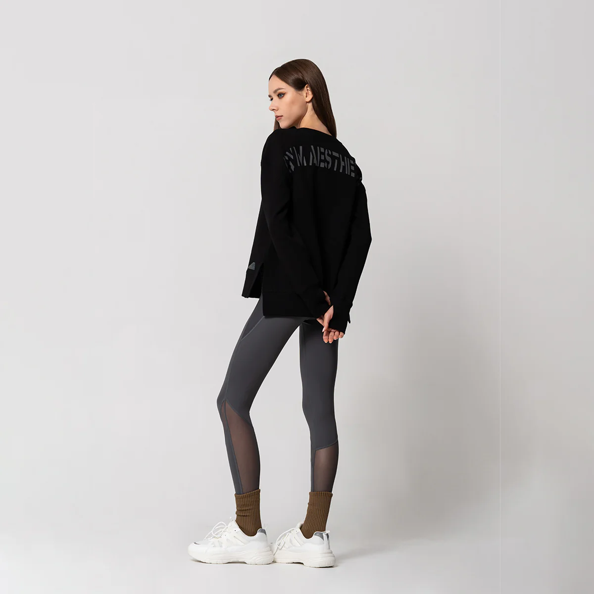 Elongated Everyday Wears Sweatshirt for Women - Image 24