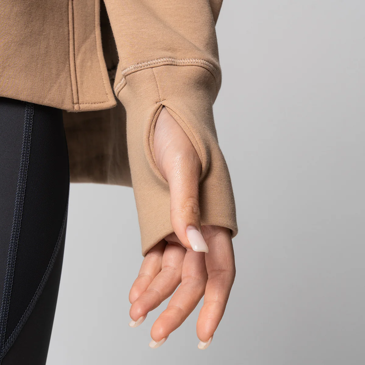 Elongated Everyday Wears Sweatshirt for Women - Image 5