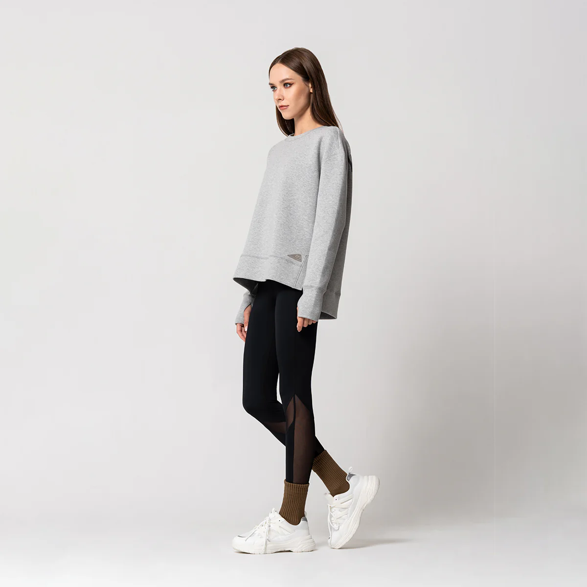 Elongated Everyday Wears Sweatshirt for Women - Image 9