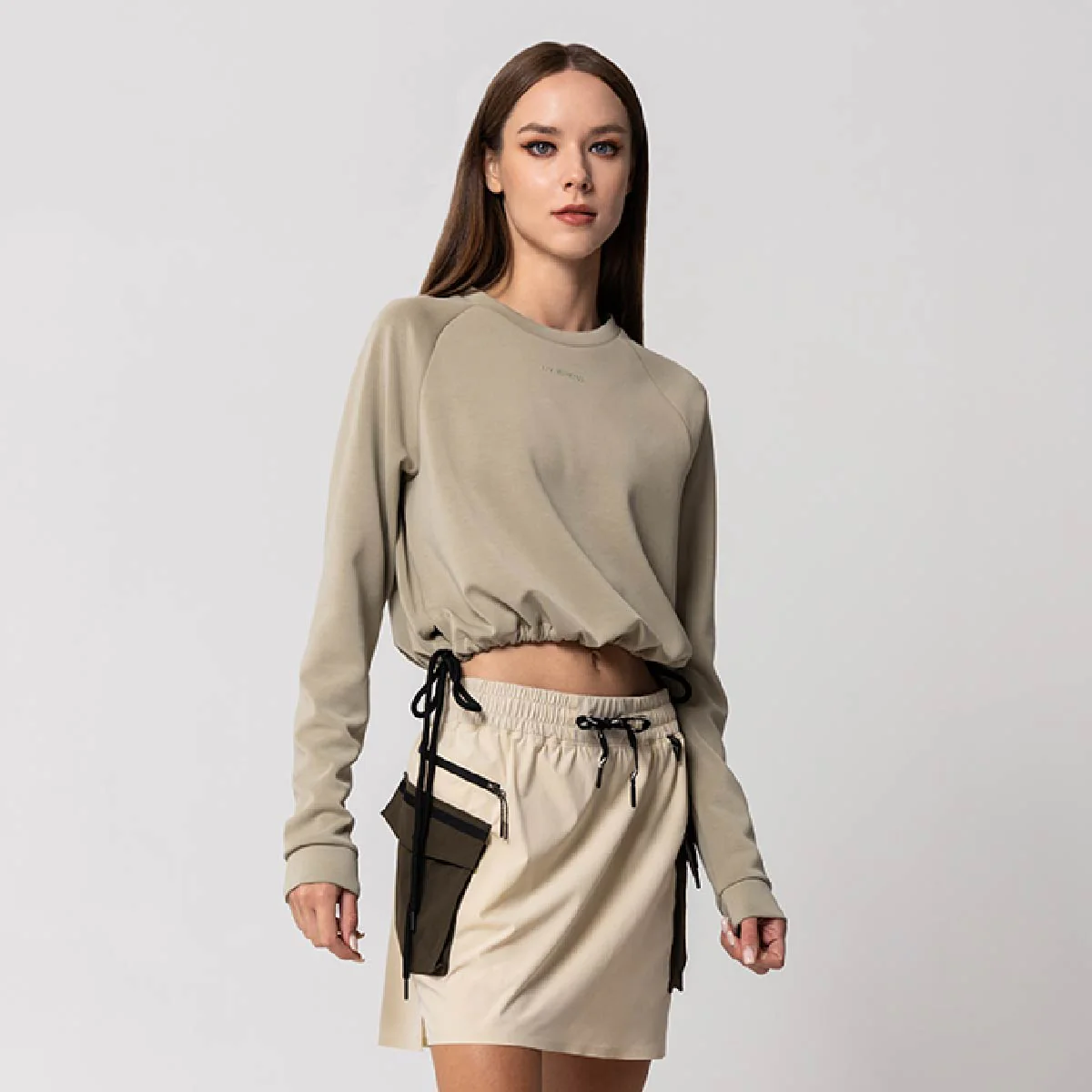 Cropped Everyday Wears Sweatshirt for Women - Image 7