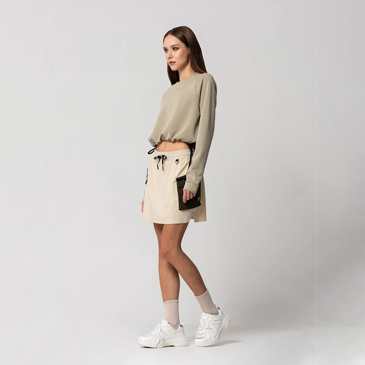 Cropped Everyday Wears Sweatshirt for Women - Image 9