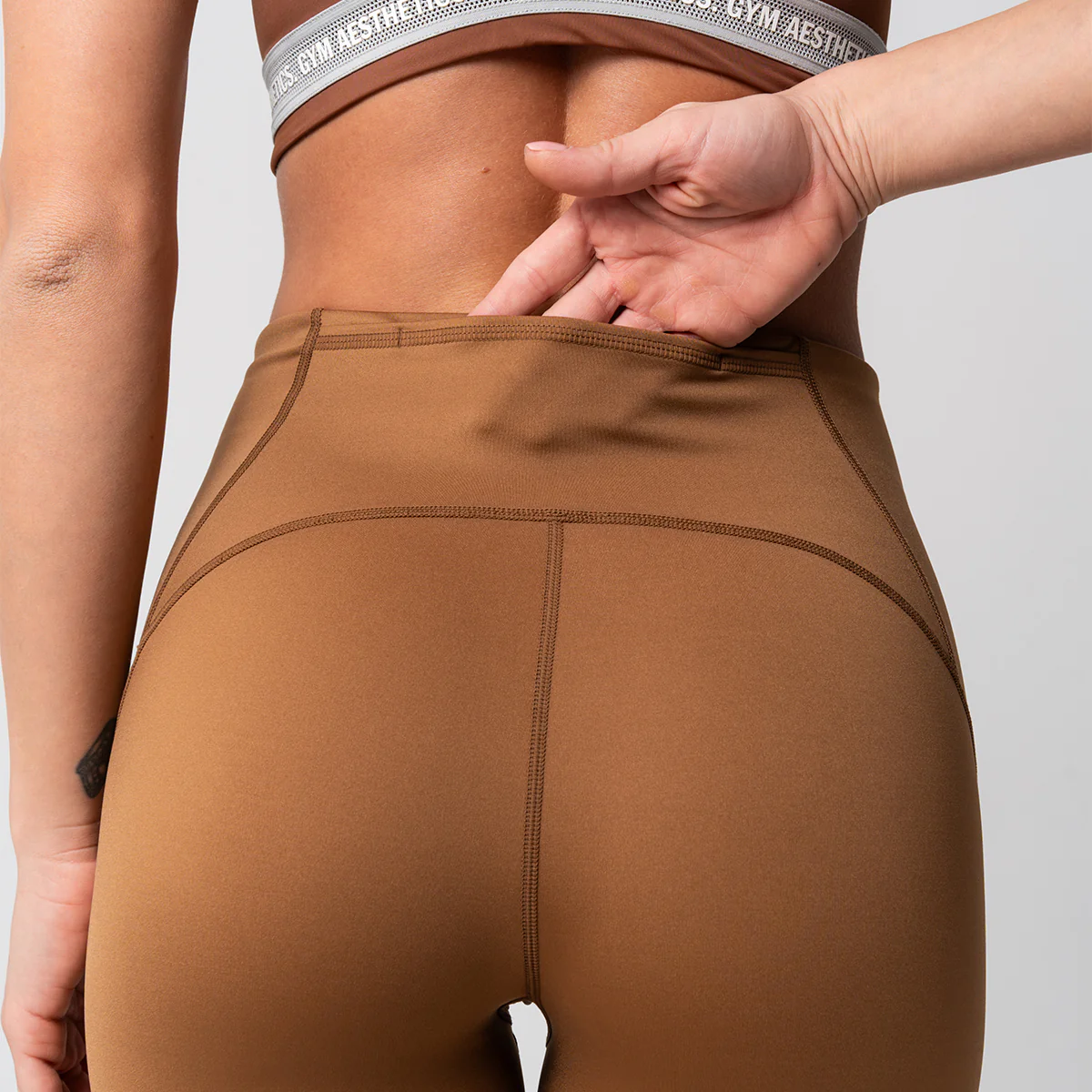 Tummy control Training Mesh Blocking Leggings for Women - Image 16