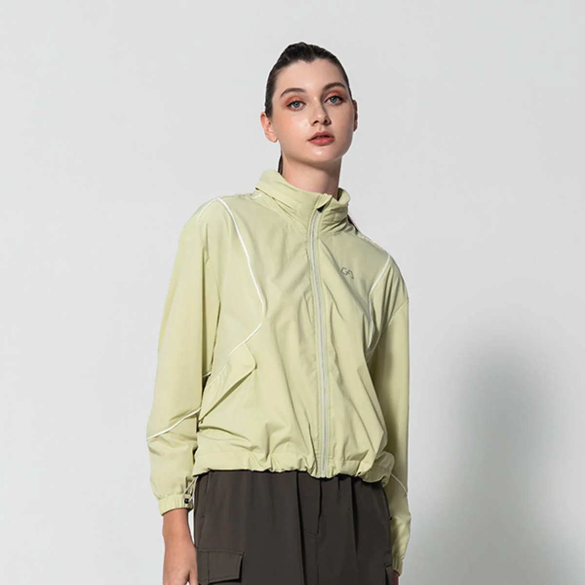 Trendy Athleisure Jacket for Women - Image 27