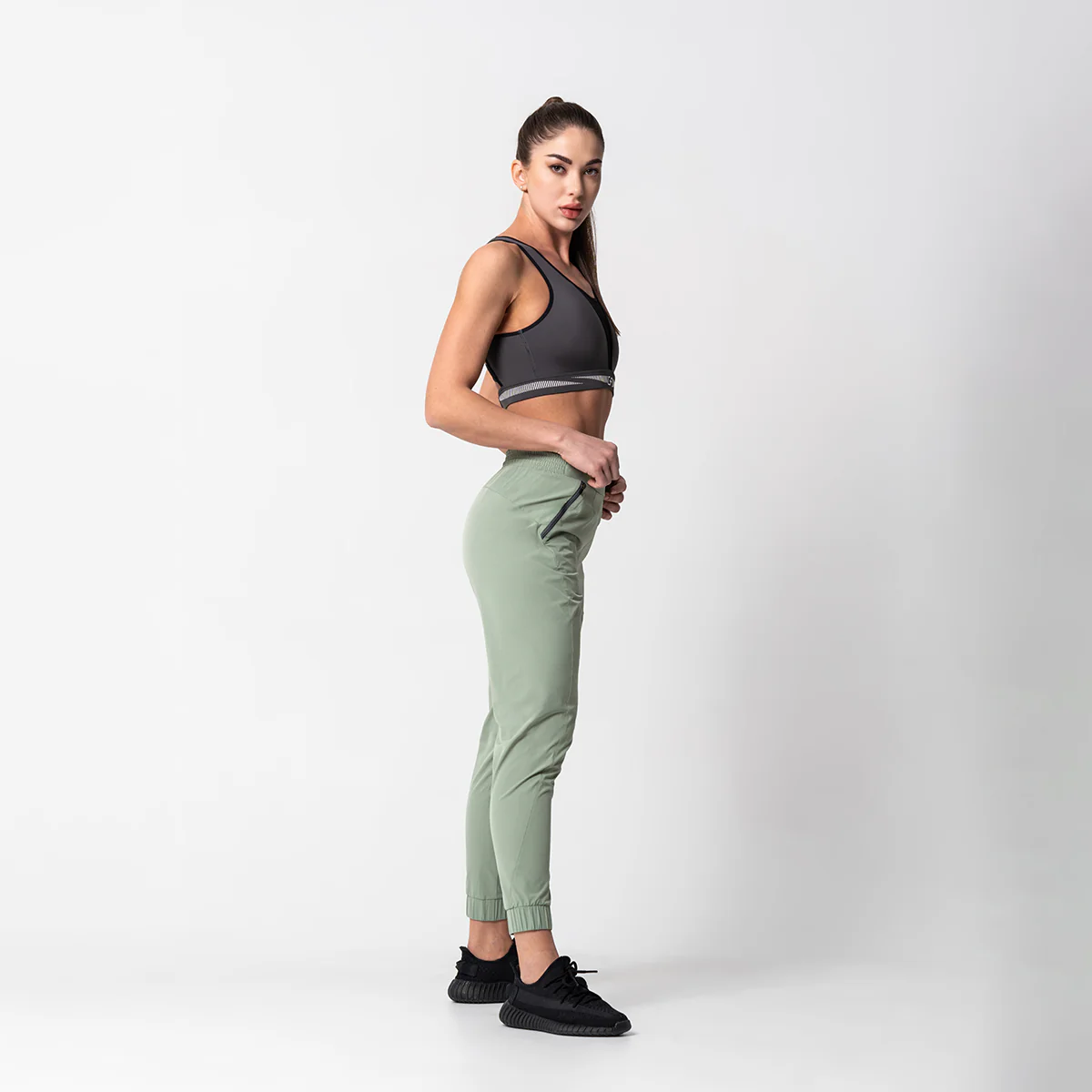 Functional Ergonomics Jogger pants for Women - Image 3