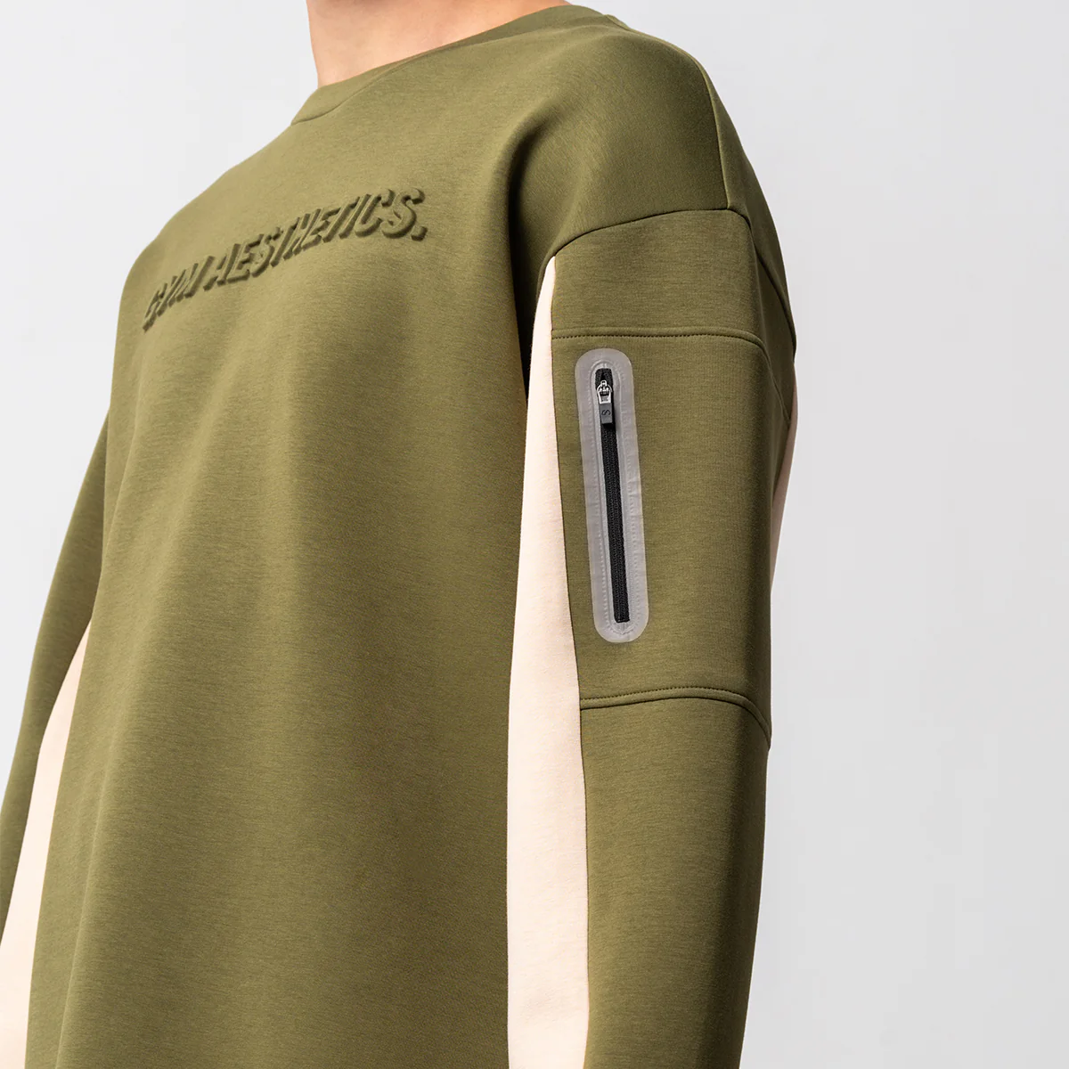 Oversize Everyday Wears Embossed print Sweatshirt Color Blocking for Men - Image 12