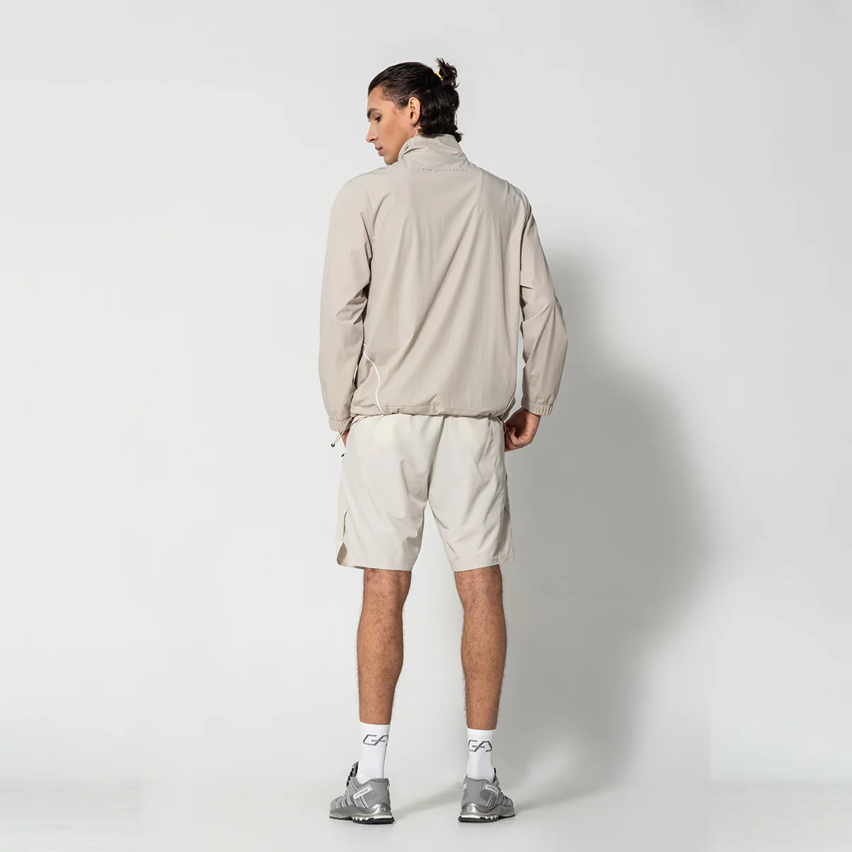 Trendy Athleisure Jacket for Men - Image 4