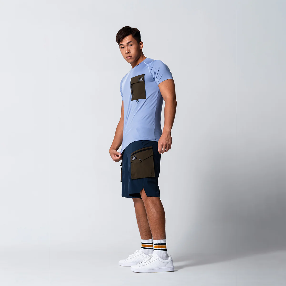Color Blocking Functional Cargo 9 inch Running Shorts for Men - Image 27
