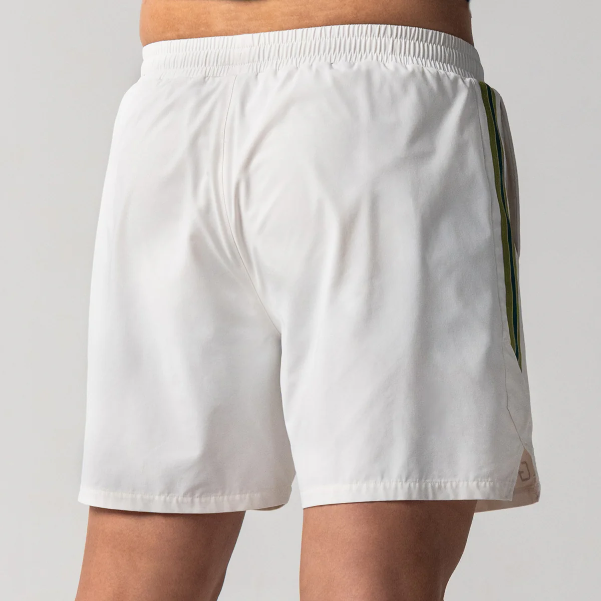 Performance 4way Stretch Tennis 6 Inch Shorts for Men - Image 4