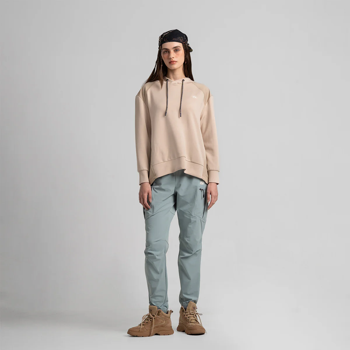 Functional Trendy Cargo Pants for Women - Image 21