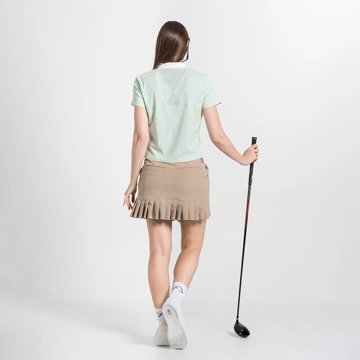 Trendy Performance Golf Skirt for Women - Image 4